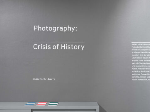 Photography: Crisis of History