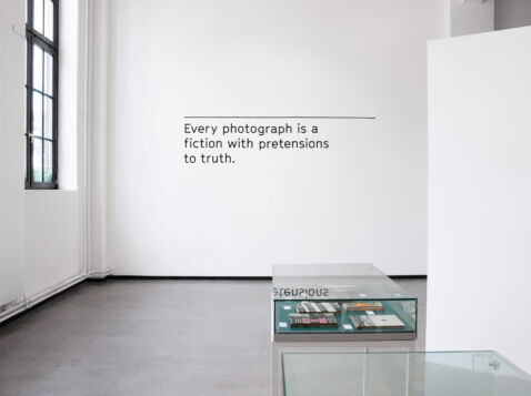 Photography: Crisis of History