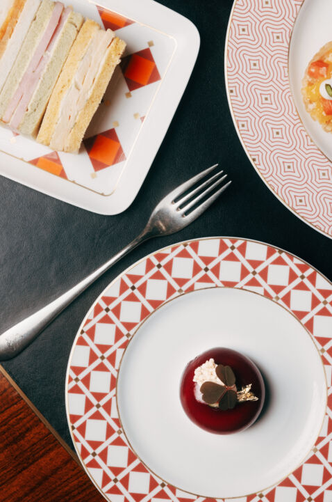 Afternoon Tea-Geschirr für Hotel Vier Jahreszeiten × Dibbern